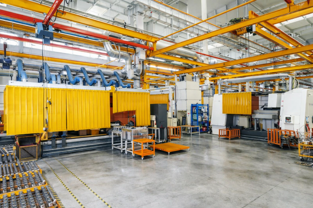 hydraulic cylinder manufacturer1 CNC machining of hydraulic cylinder barrels in our advanced factory