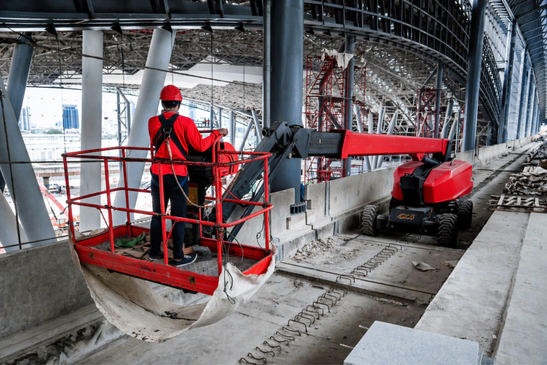 Telescopic cylinder reliability features